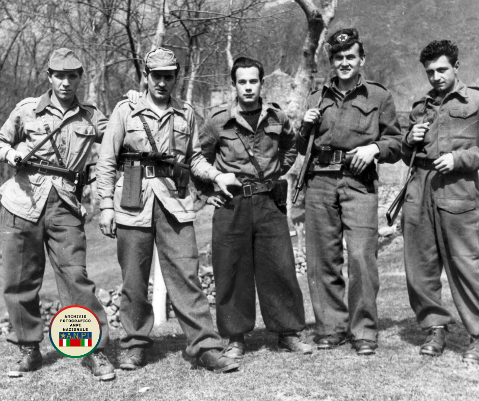 partigiani-carrara-IV-brigata-garibaldi-gino-menconi-primavera-44-archivio-foto-anpi